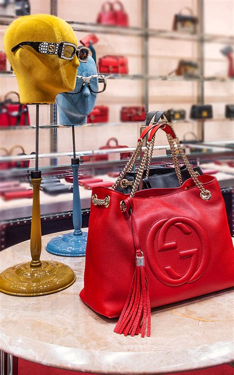 gucci shop bicester outlet|gucci handbags outlet london.